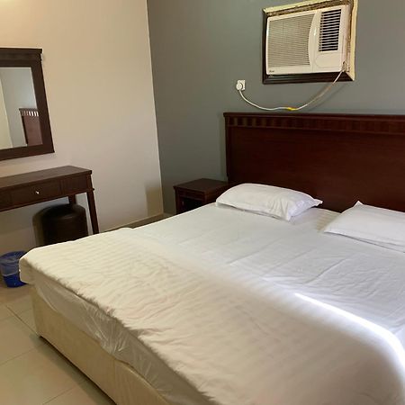 White Beach Hotel Suites Rabigh Exteriör bild