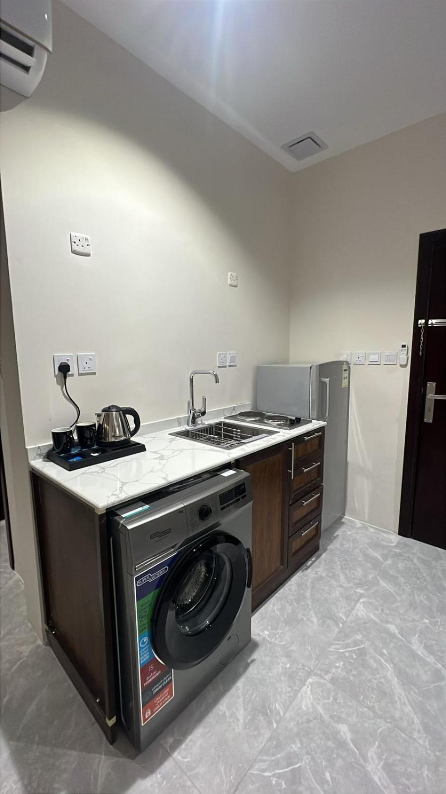 White Beach Hotel Suites Rabigh Exteriör bild